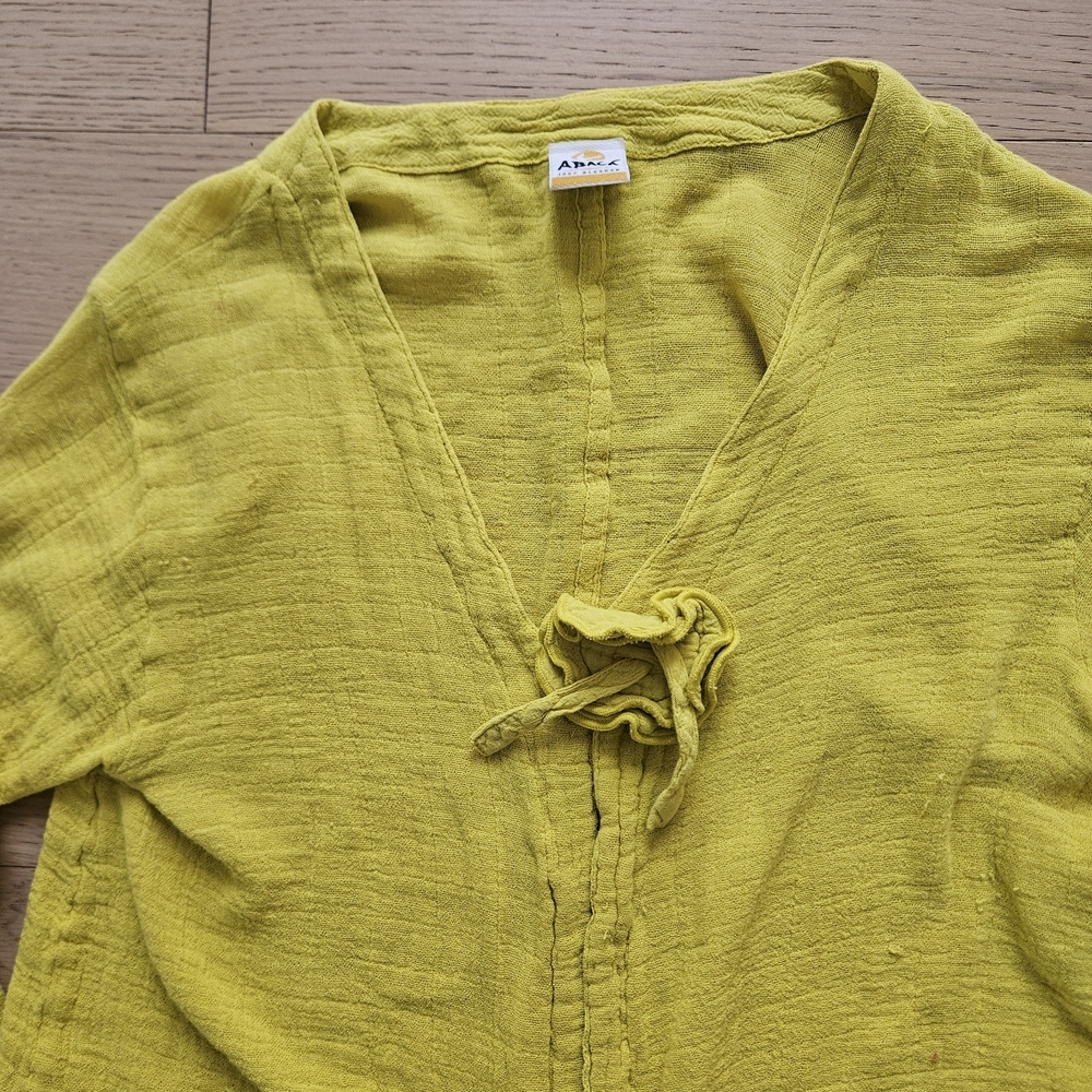 Elegant Yellow Women's Blouse - Picture 6 of 6